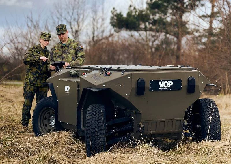 Robot na kolech. Jedinečný český výrobek chrání životy vojáků